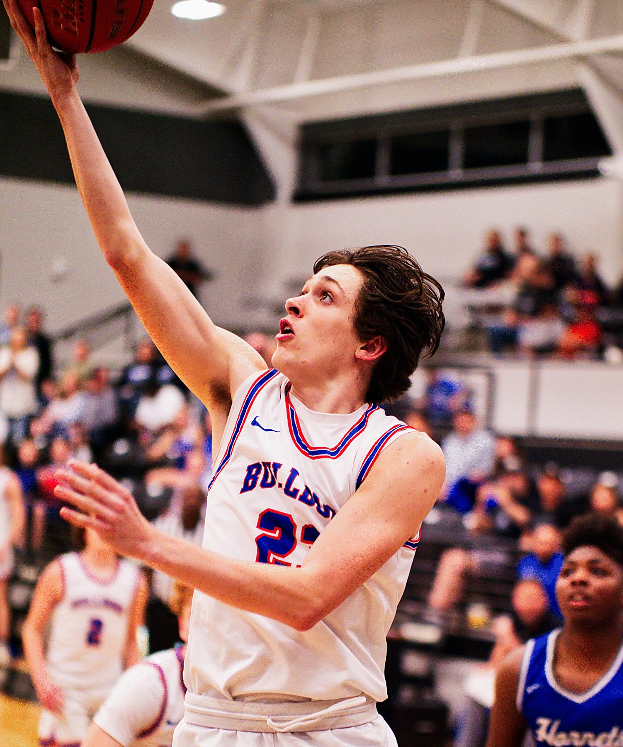 Levi Thompson gets the Bulldogs off to a quick start in the first quarter. [see more shots, buy basketball photos]